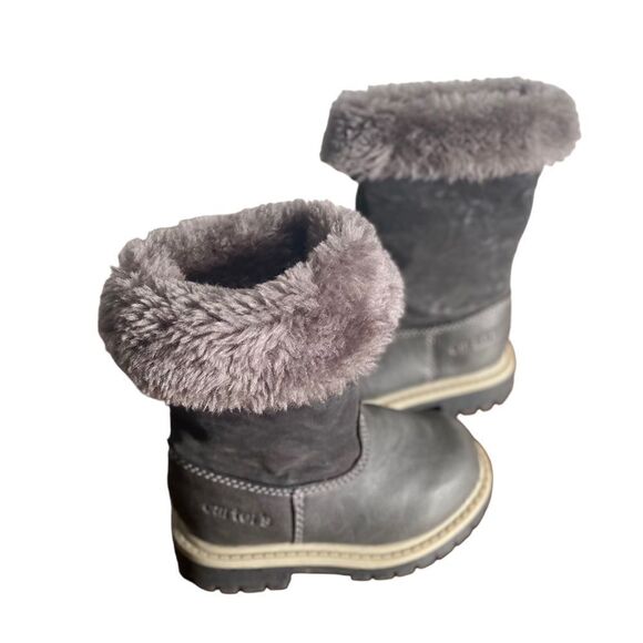 Carter’s Hannah Gray Leather Toddler Boots Size 5 - Picture 3 of 5